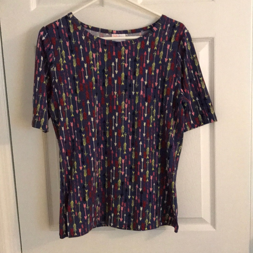 Lularoe arrow t-shirt